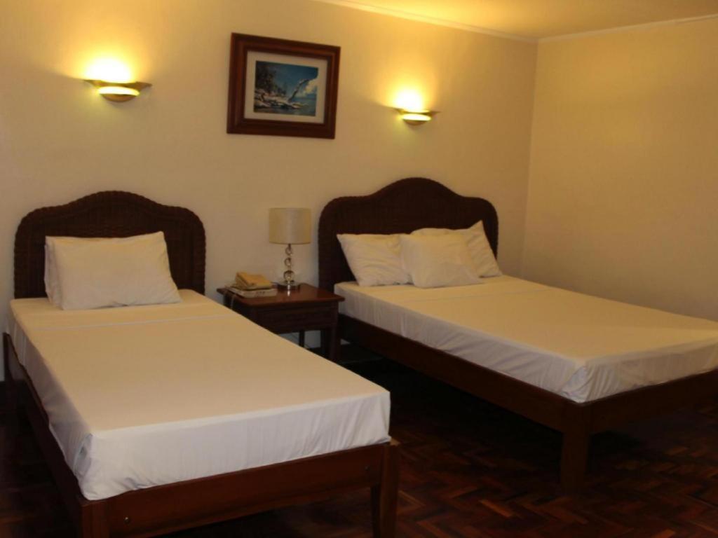 Vacation Hotel Cebu Exterior foto