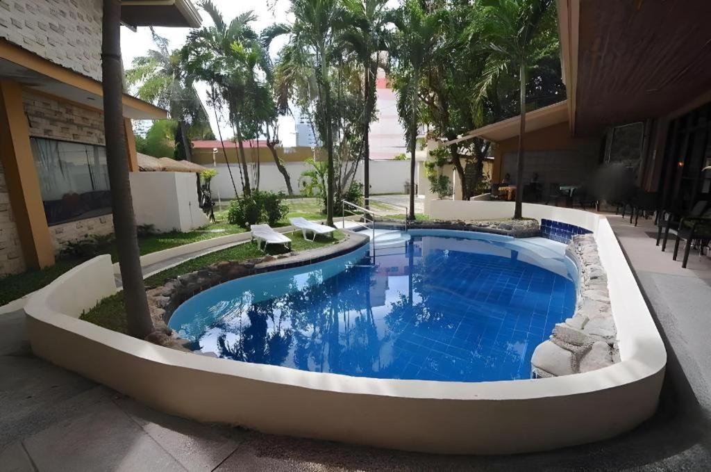 Vacation Hotel Cebu Exterior foto